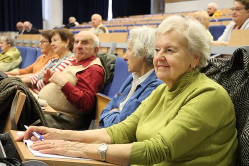 4 Poezja tarnowskich seniorów - "20 lat zapisane w poezji"