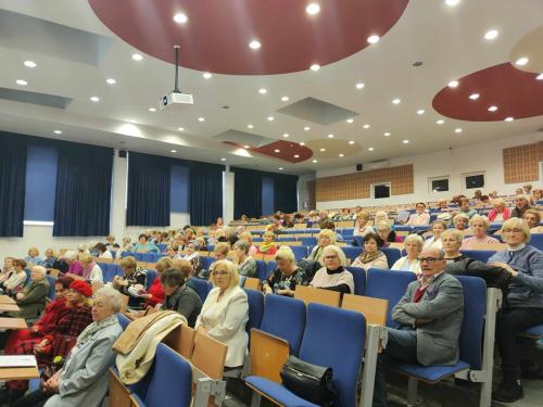 Slajd8 Projektowe działania UTW przy Akademii Tarnowskiej