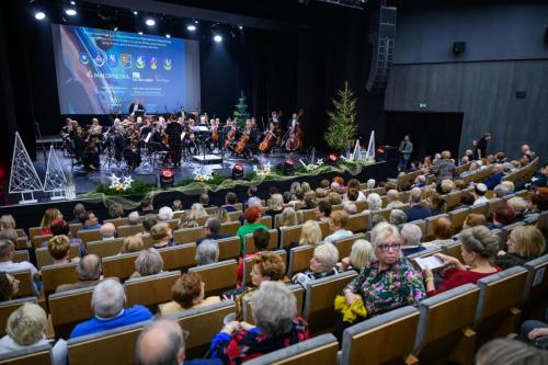 6a Koncert Świąteczno - Noworoczny - Tarnowskiego Stowarzyszenia Miłośników Muzyki Klasycznej "Via Musica"
