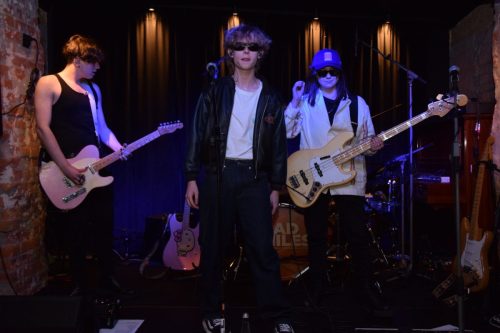 3 Tarnowska grupa Sad Smiles nie zwalnia tempa i robi kolejny duży krok w swojej muzycznej podróży