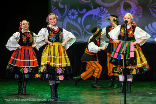 PSR_1984 Koncert wielkanocny - Zespołu Pieśni i Tańca Świerczkowiacy