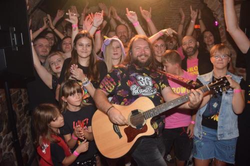 0-copy Zenek Kupatasa Akustyczna Domóweczka w Stowarzyszeniu Stowarzyszenie "Przepraszam"