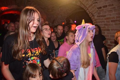 10-copy Zenek Kupatasa Akustyczna Domóweczka w Stowarzyszeniu Stowarzyszenie "Przepraszam"