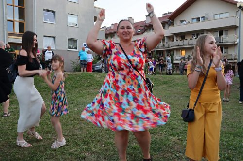 5b-copy Wakacyjna zabawa połączyła mieszkańców osiedla Zielone