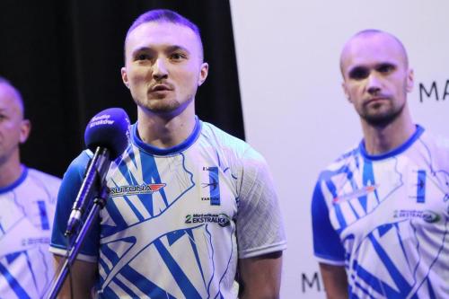 12 Autona Unia Tarnów gotowa na nowy sezon – prezentacja drużyny i sponsora