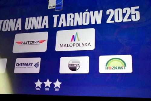 38 Autona Unia Tarnów gotowa na nowy sezon – prezentacja drużyny i sponsora