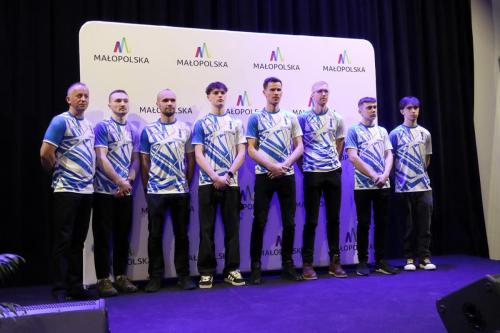 img-0220-edytowano-copy Autona Unia Tarnów gotowa na nowy sezon – prezentacja drużyny i sponsora