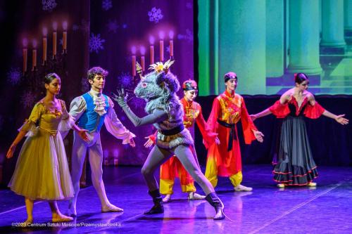 PSR_2556 CSM - Balet w wykonaniu Royal Lviv Ballet - "Dziadek do orzechów"