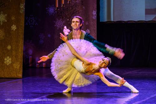 PSR_2683 CSM - Balet w wykonaniu Royal Lviv Ballet - "Dziadek do orzechów"